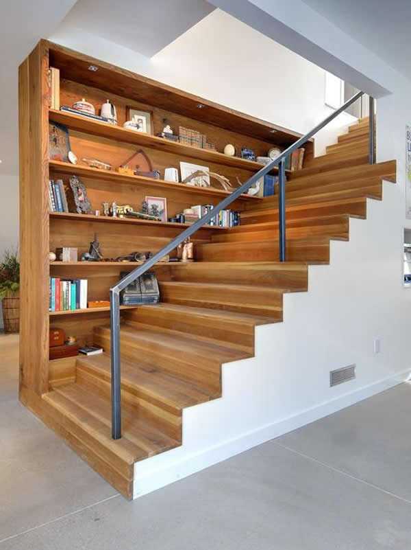 Escada de madeira 17