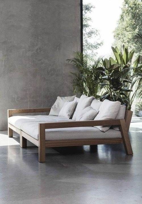 sofá de madeira