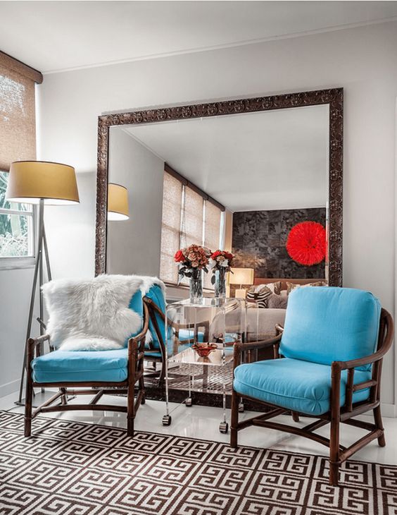 decoração com espelhos grandes